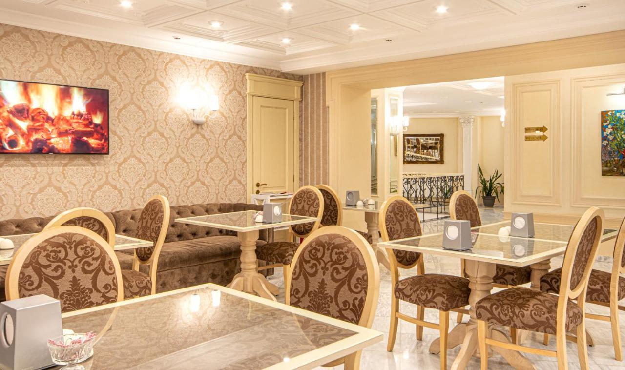 Vintage Na Bulvare Odessa Ngoại thất bức ảnh