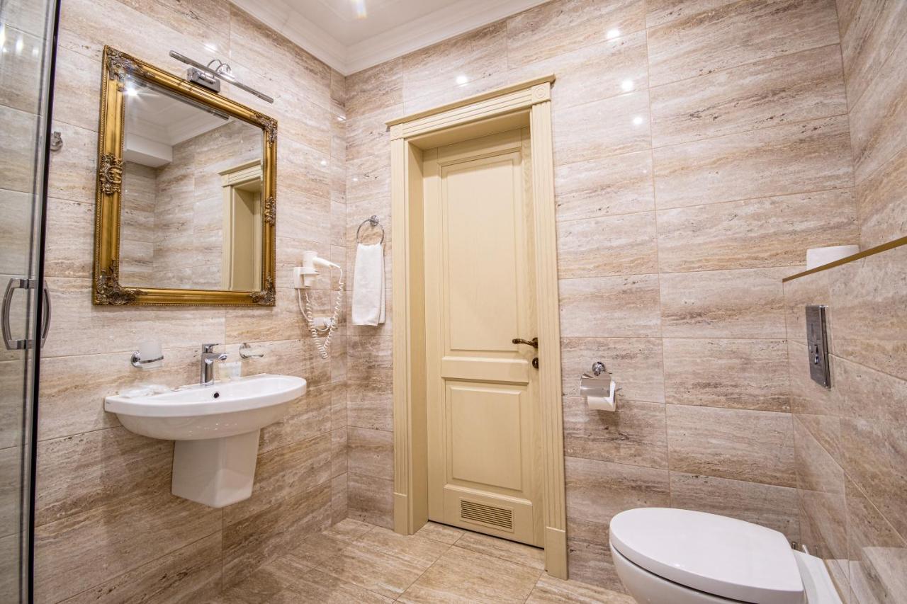 Vintage Na Bulvare Odessa Ngoại thất bức ảnh