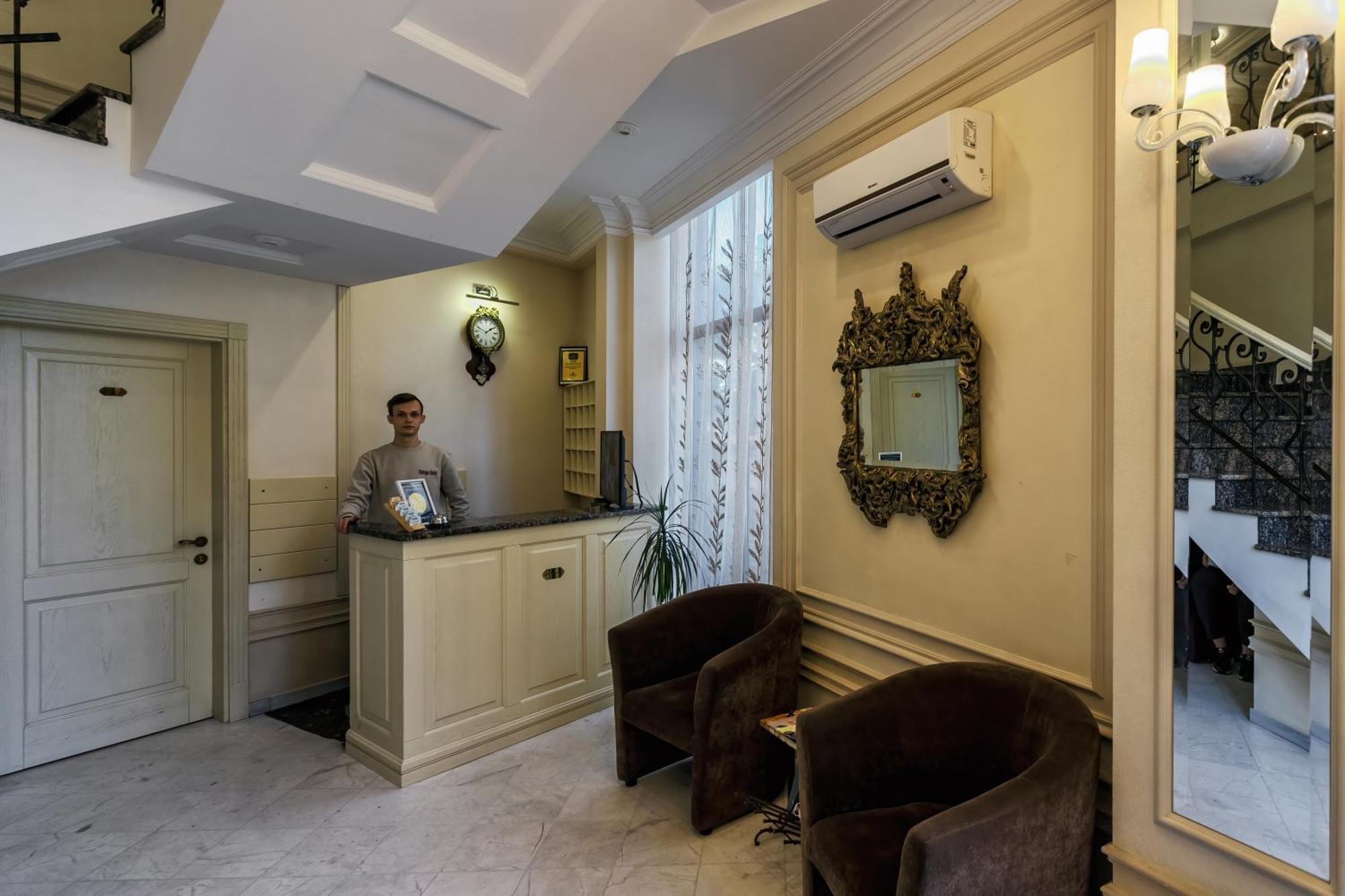 Vintage Na Bulvare Odessa Ngoại thất bức ảnh