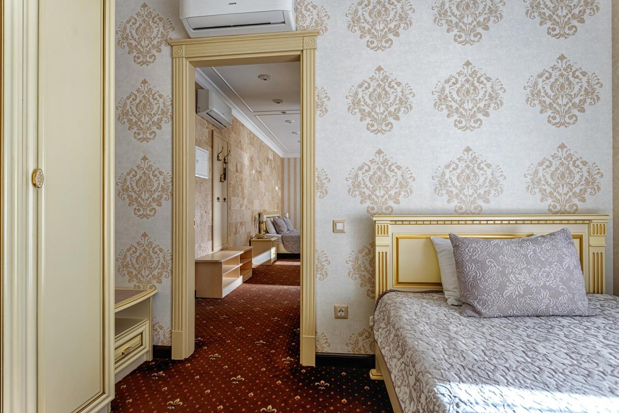 Vintage Na Bulvare Odessa Ngoại thất bức ảnh