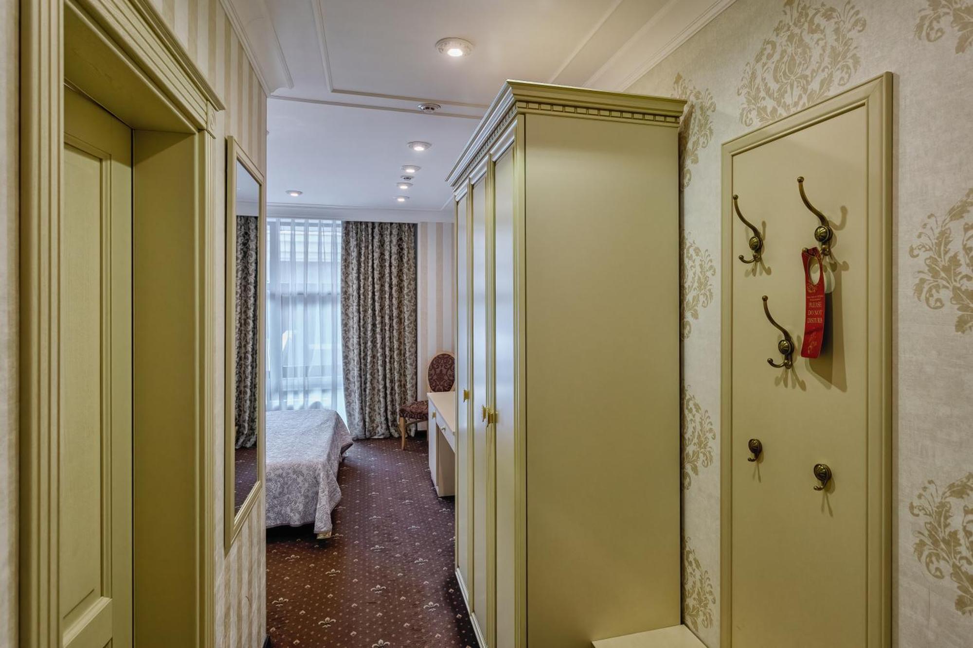 Vintage Na Bulvare Odessa Ngoại thất bức ảnh