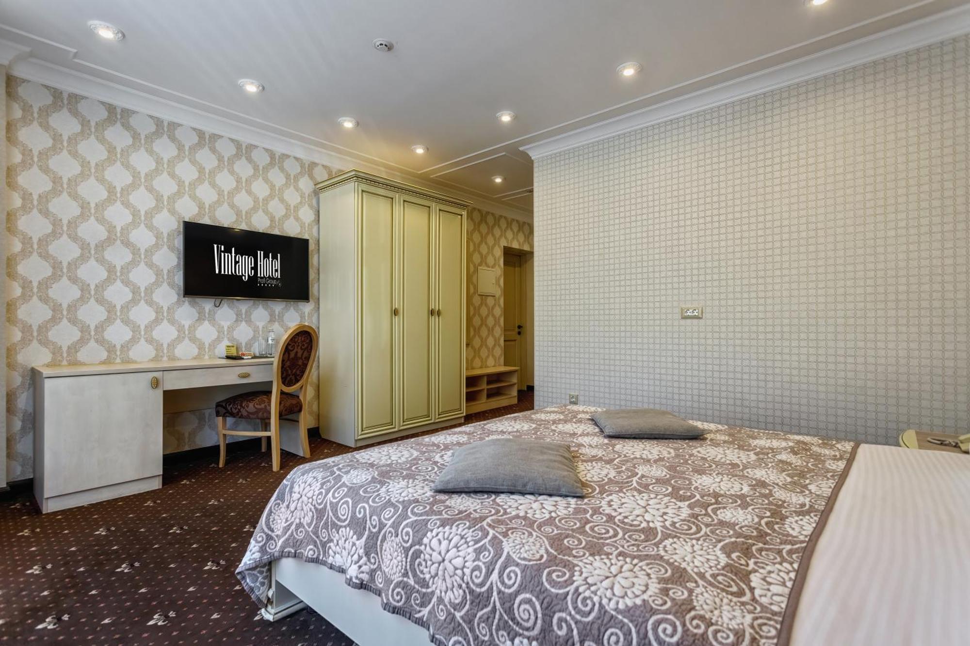 Vintage Na Bulvare Odessa Ngoại thất bức ảnh