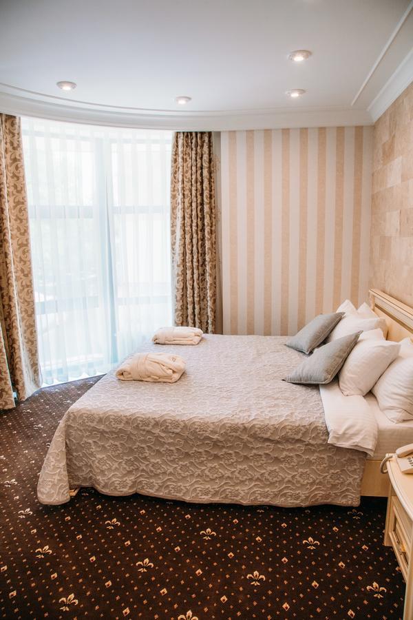 Vintage Na Bulvare Odessa Ngoại thất bức ảnh