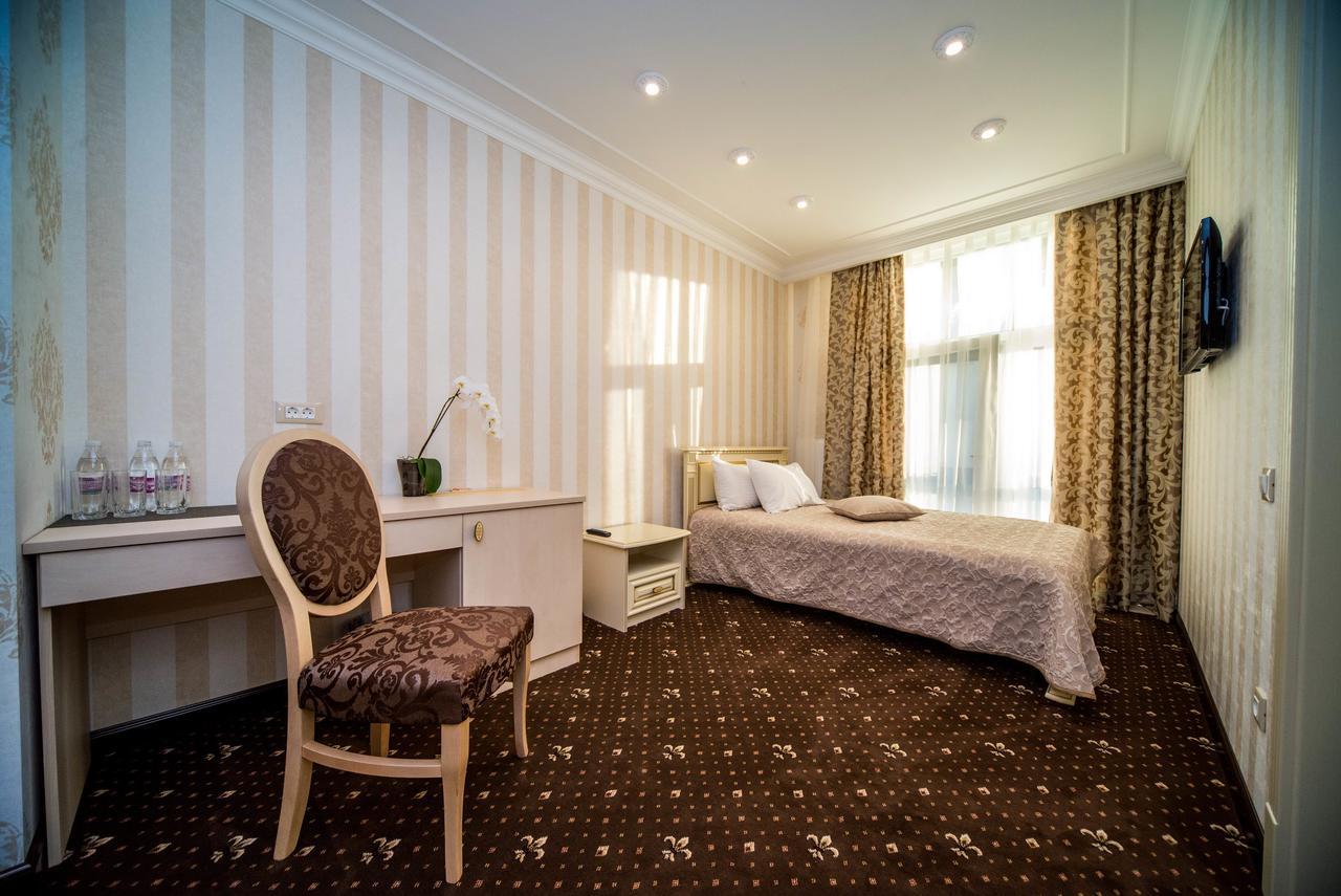 Vintage Na Bulvare Odessa Ngoại thất bức ảnh